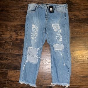 Fashion Nova Boyfriend Jeans NWT